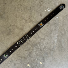 Load image into Gallery viewer, 50'S STYLE STUDDED BELT (29.5")