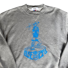 Load image into Gallery viewer, 00&#39;s RUSSELL HOUSE 2FUL CREWNECK (24x25.5)
