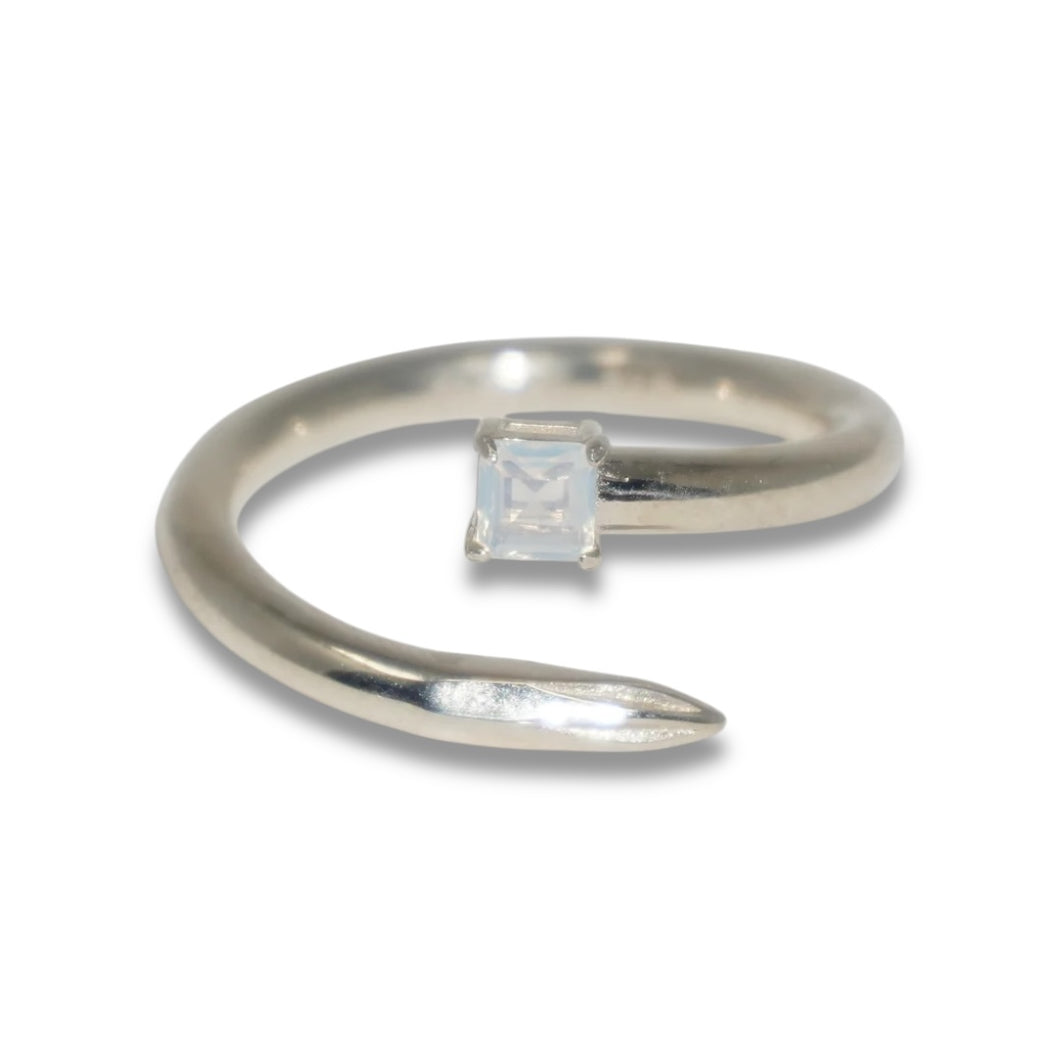 925 SILVER PHILLIPS RING (OPAL)