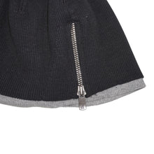 Load image into Gallery viewer, ZIPPER BEANIE (BLACK/GREY)
