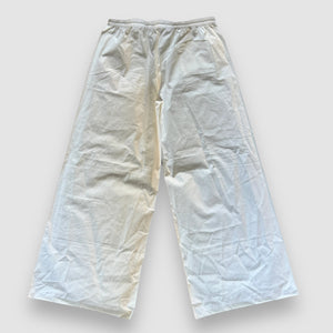 PARIS 2024 TRACK PANTS (WHITE)