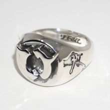 Load image into Gallery viewer, 925 SILVER GEMINI RIGHTS SIGNET RING
