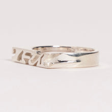 Load image into Gallery viewer, 925 SILVER NAMEPLATE RING
